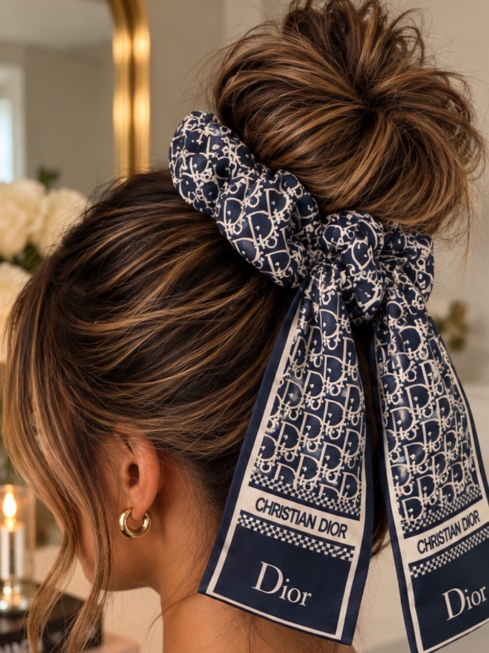 CD Fashion Blue Scrunchie (1)